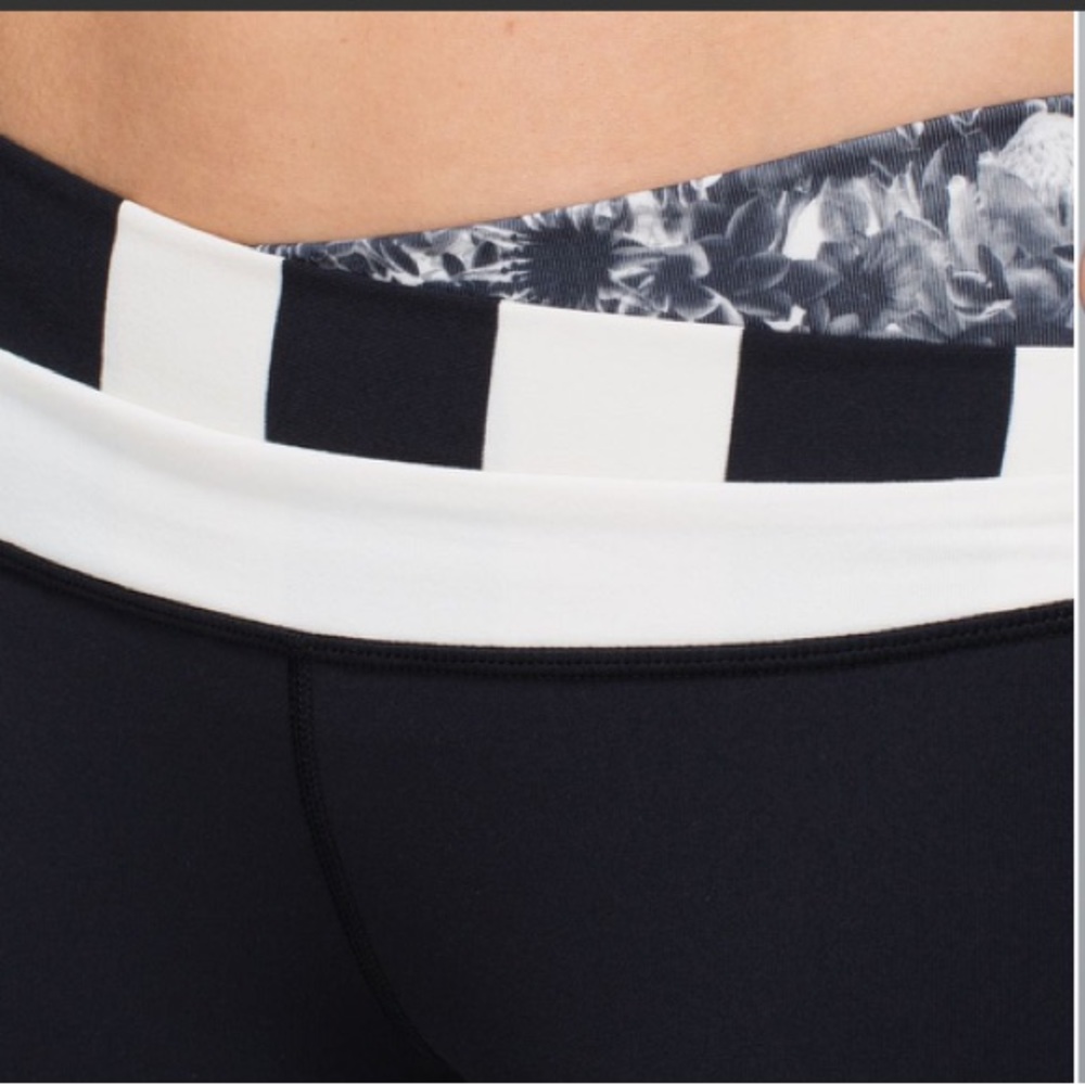 Lululemon Astro Pant - Picture 3 of 9